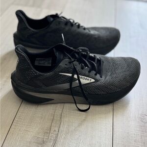 Brooks Hyperion Men's Black Athletic running Shoes